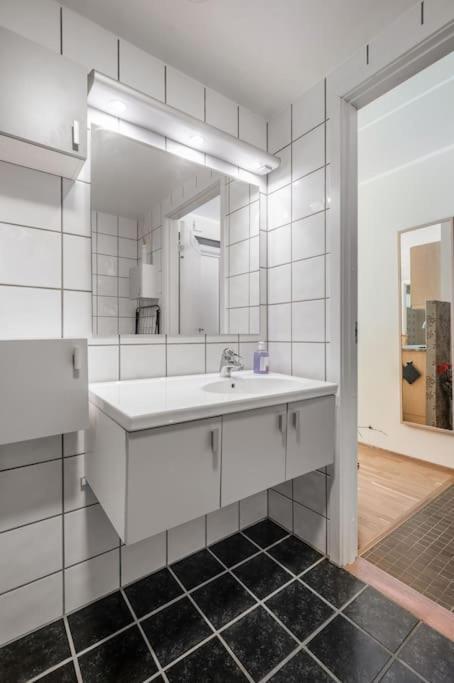 Cozy Cove At Solsiden - 2Br Familyfriendly Appartement Trondheim Buitenkant foto